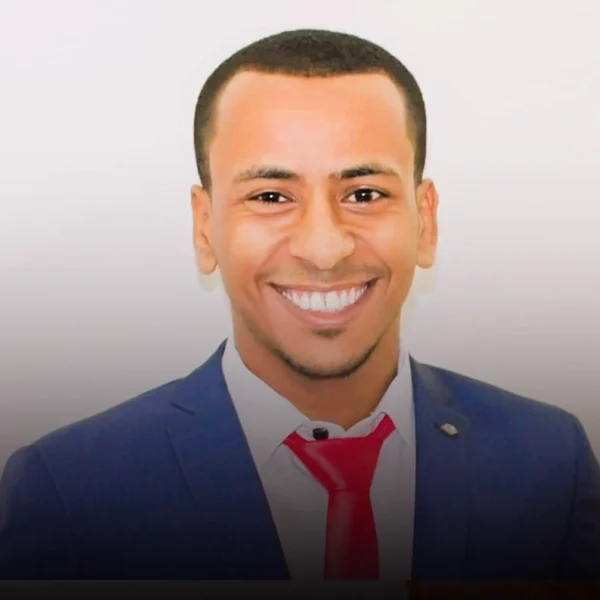 Ramadan Ali – Enseignant certifié d’Al-Azhar, expert en Coran en ligne